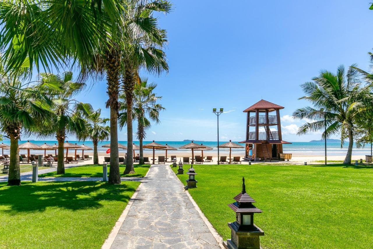 Wenhao Seaview Hotel Sanya Exterior photo
